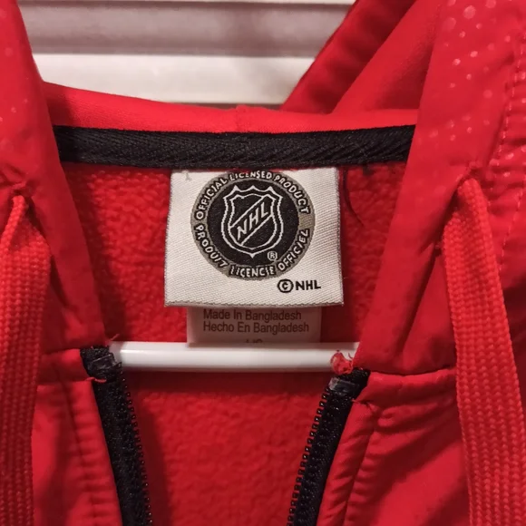 NHL Chicago black Hawks pullover sweater hoodie - Picture 7 of 9